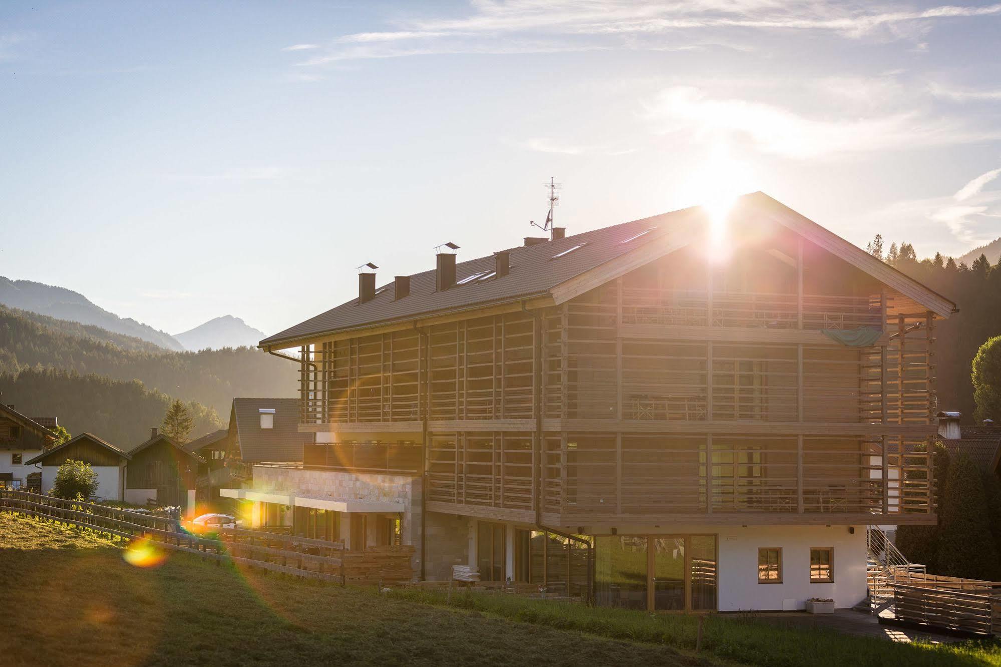 Joas Natur.Hotel.B&B San Candido Exterior foto